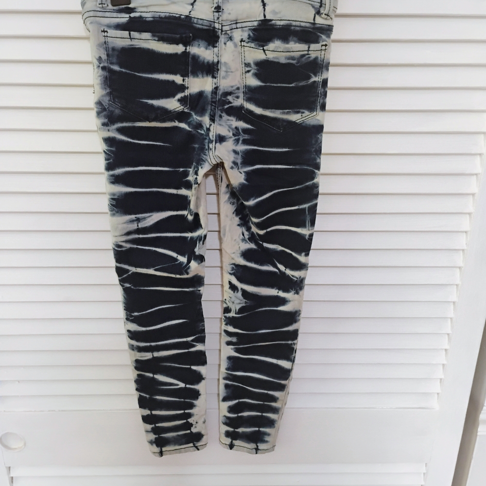 Wonder Nation Tie-Dye Patterned Jeans - Picture 2 of 2